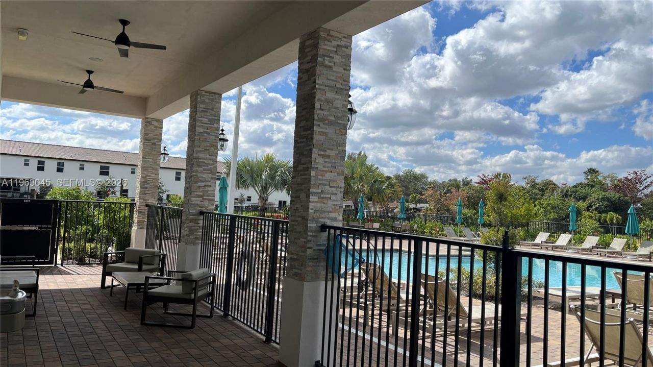 12092 NW 24th Pl, Miami, FL 33167 Photo