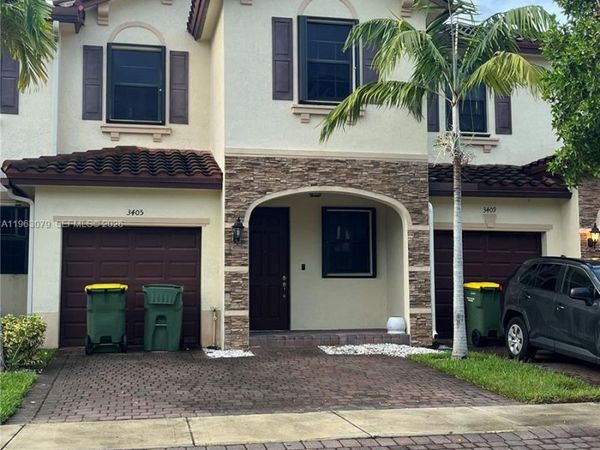 3405 SE 1st St, Homestead, FL 33033