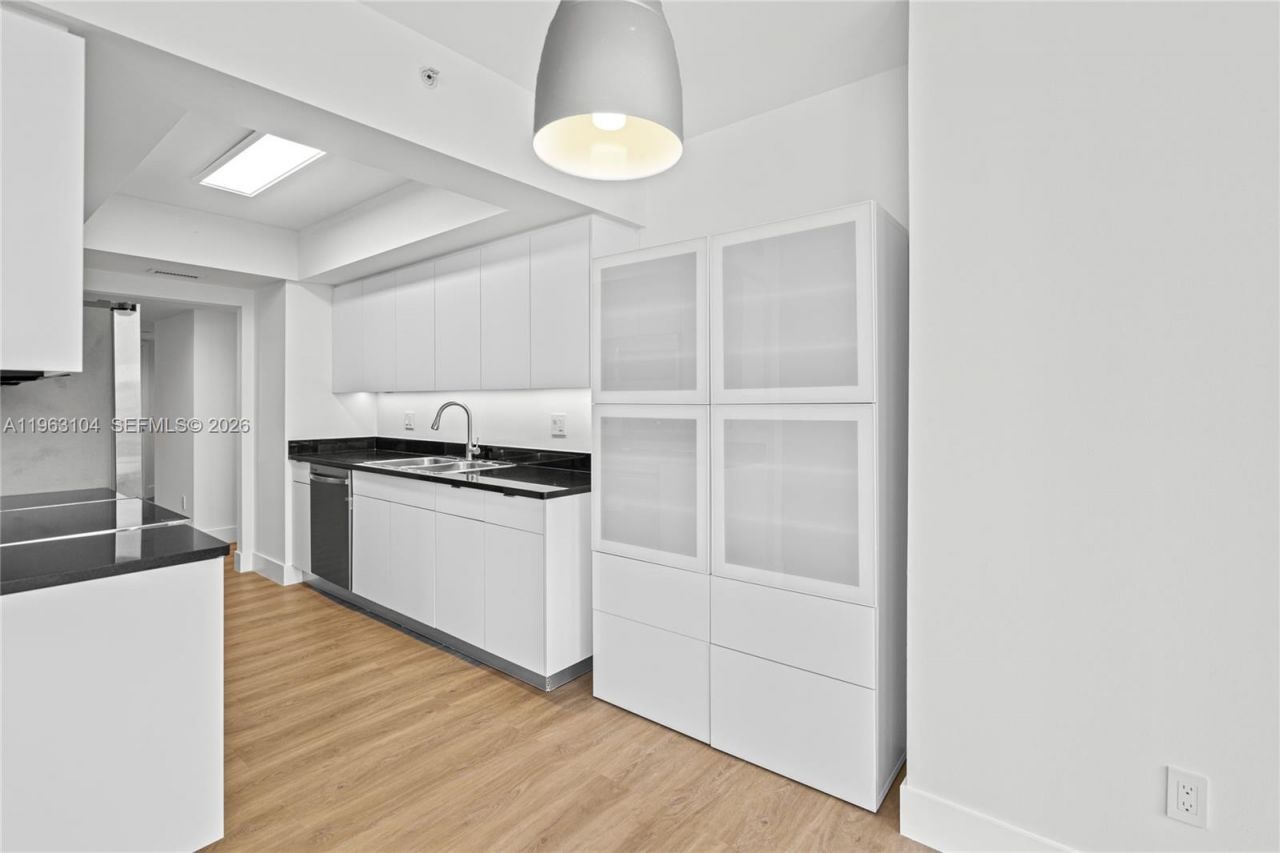 21055 Yacht Club Dr , Unit 1903, Aventura, FL 33180 Photo