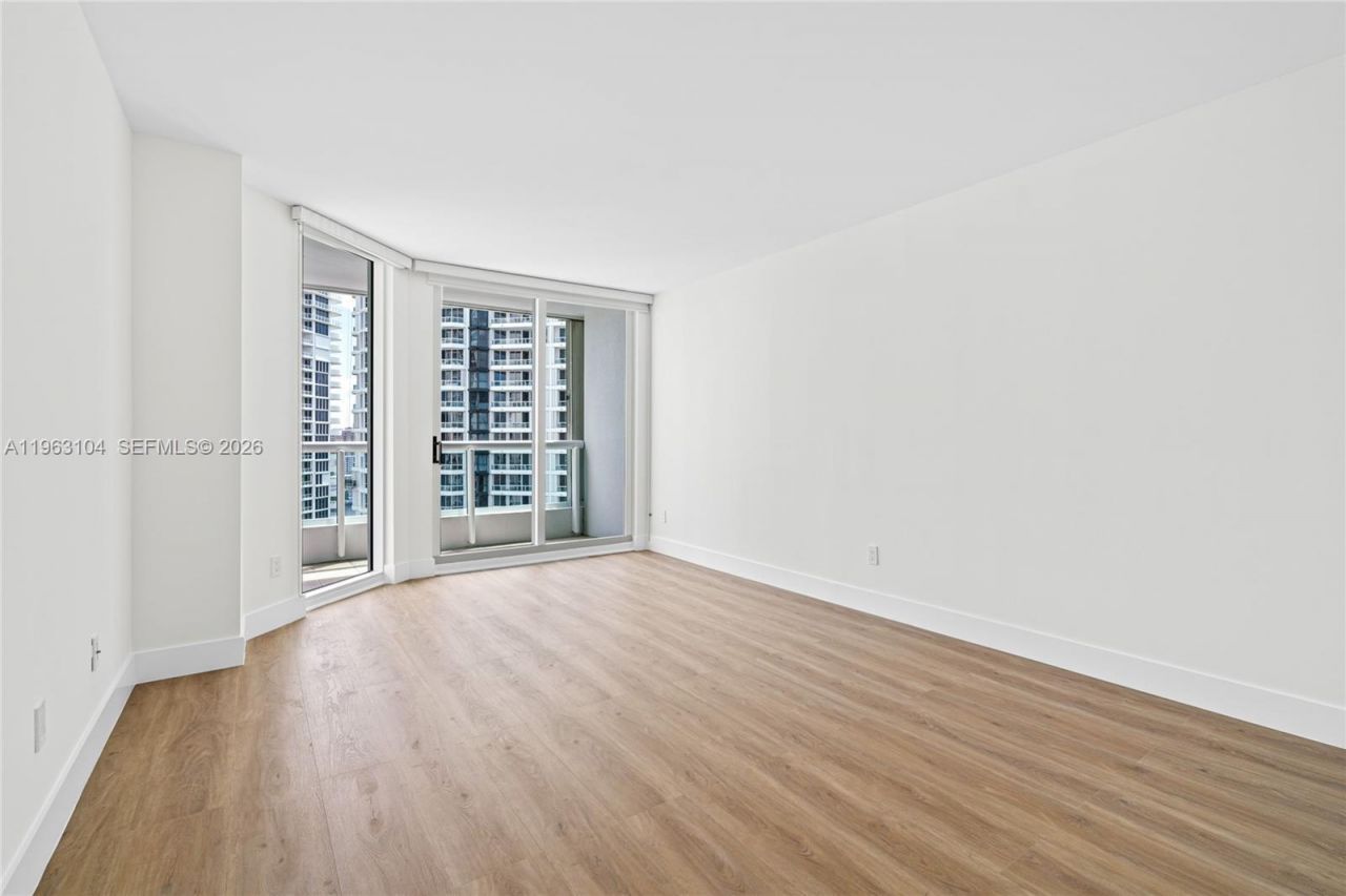 21055 Yacht Club Dr , Unit 1903, Aventura, FL 33180 Photo