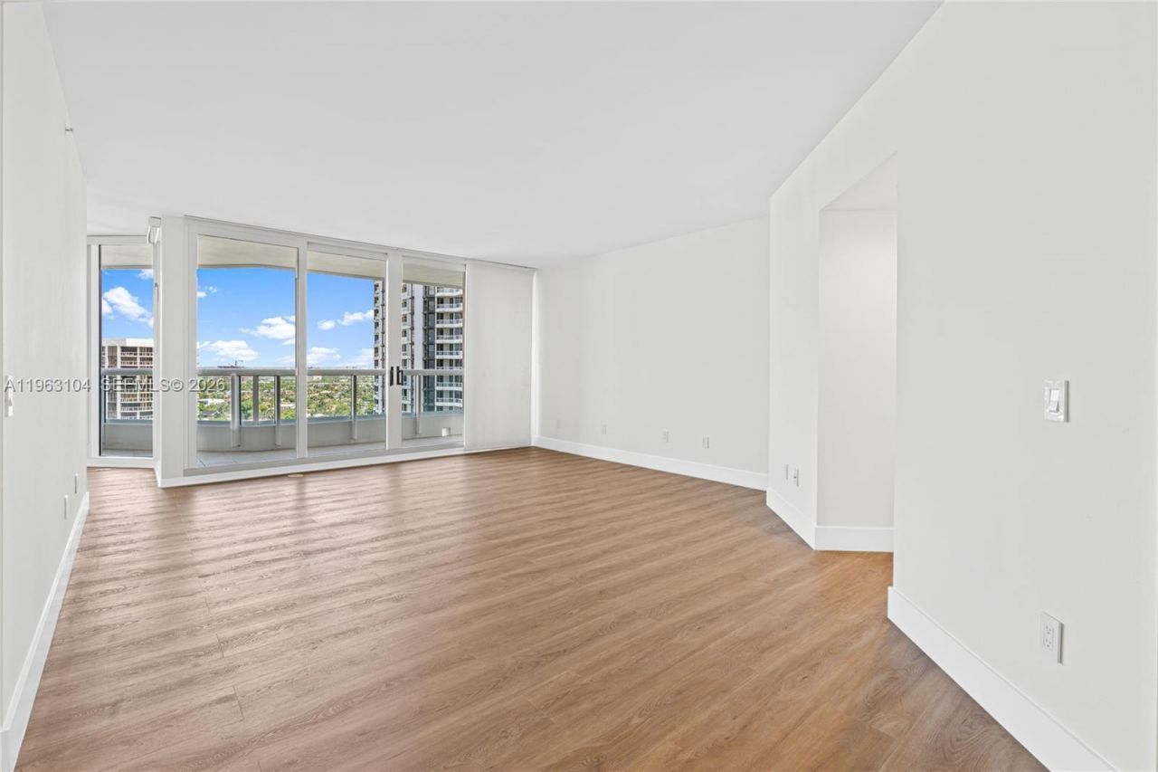 21055 Yacht Club Dr , Unit 1903, Aventura, FL 33180 Photo