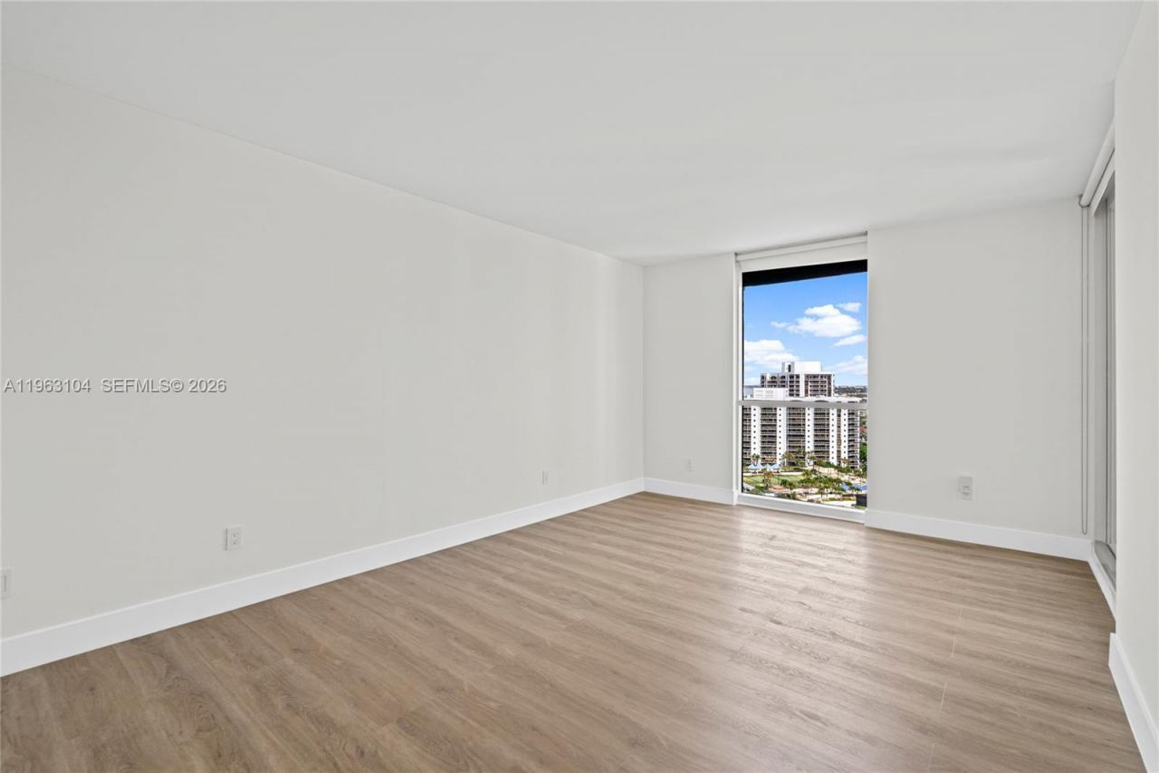 21055 Yacht Club Dr , Unit 1903, Aventura, FL 33180 Photo