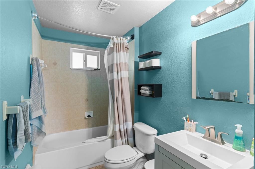 4106 18th St Sw, Lehigh Acres, FL 33976 Photo