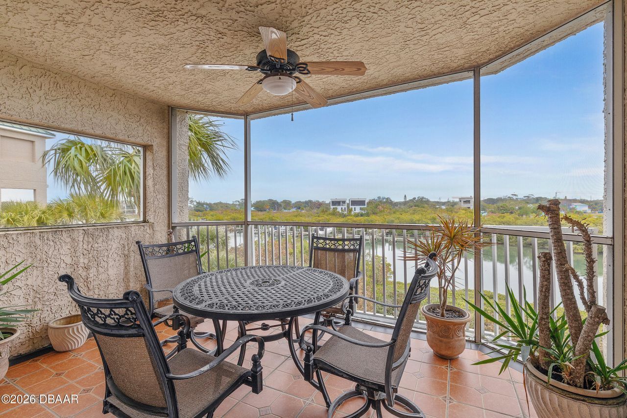 426 Bouchelle Drive, Unit 301, New Smyrna Beach, FL 32169 Photo