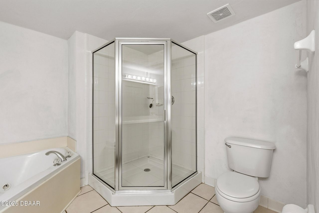 426 Bouchelle Drive, Unit 301, New Smyrna Beach, FL 32169 Photo