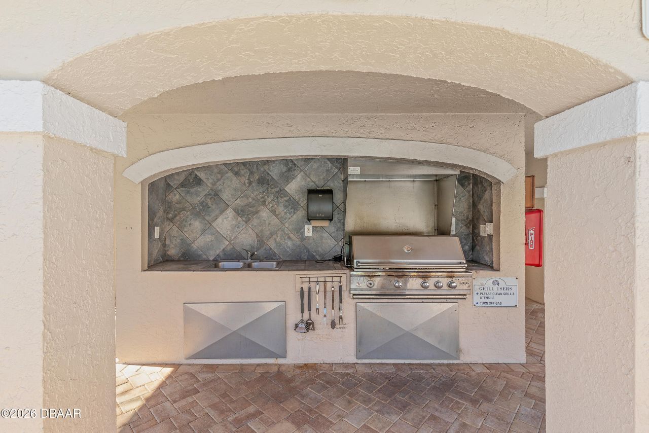 426 Bouchelle Drive, Unit 301, New Smyrna Beach, FL 32169 Photo