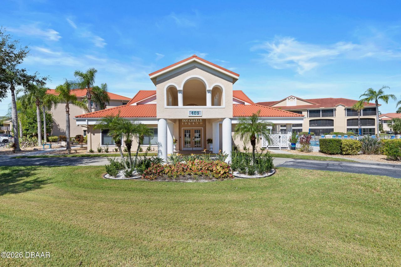 426 Bouchelle Drive, Unit 301, New Smyrna Beach, FL 32169 Photo