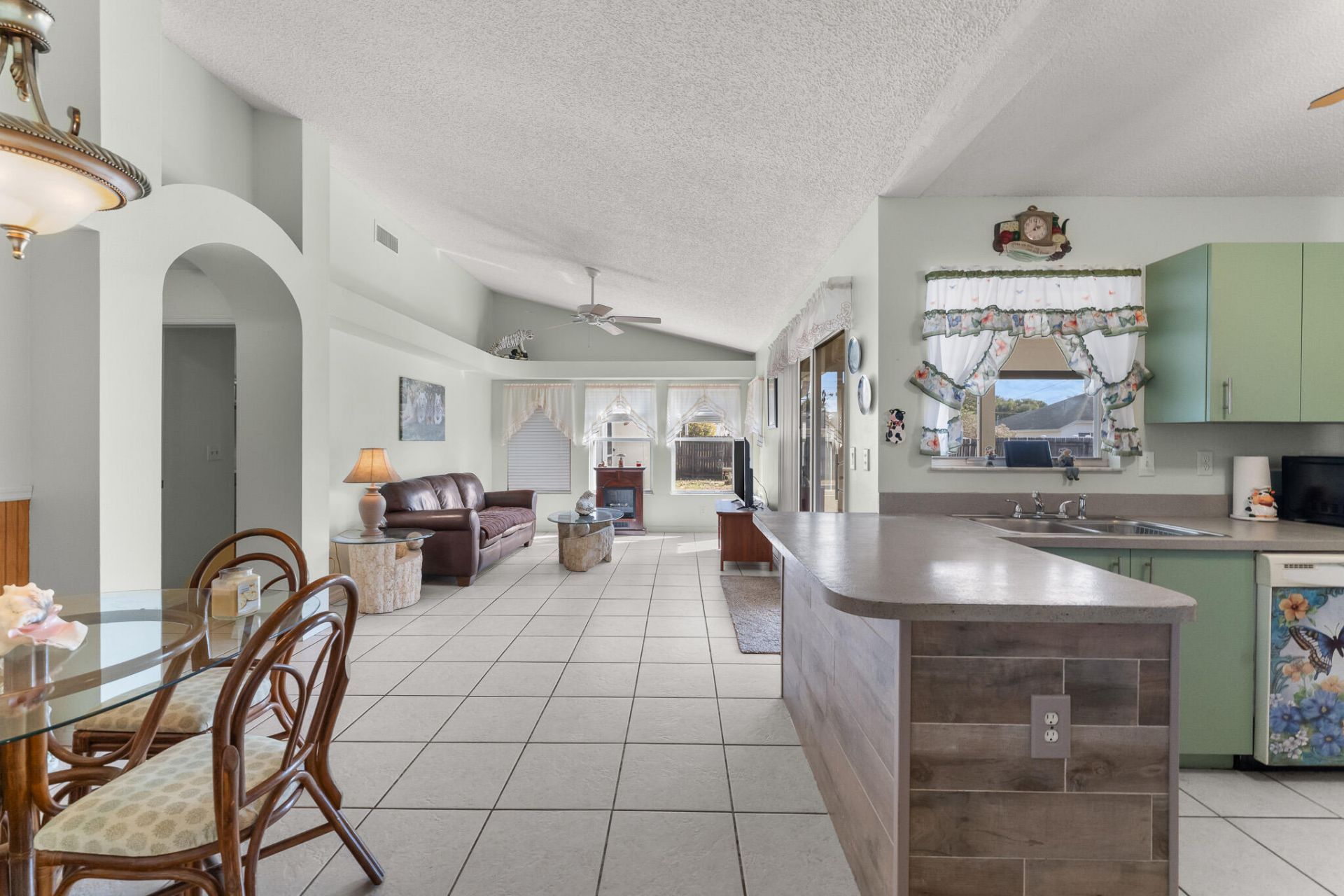 2850 SE Buccaneer Circle, Port Saint Lucie, FL 34952 Photo