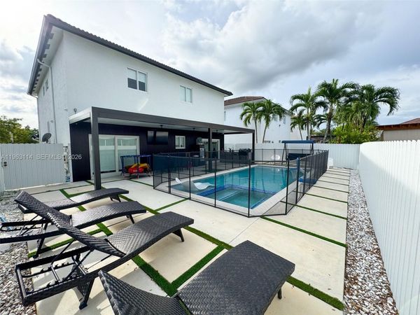 1533 SW 154th Path, Miami, FL 33194