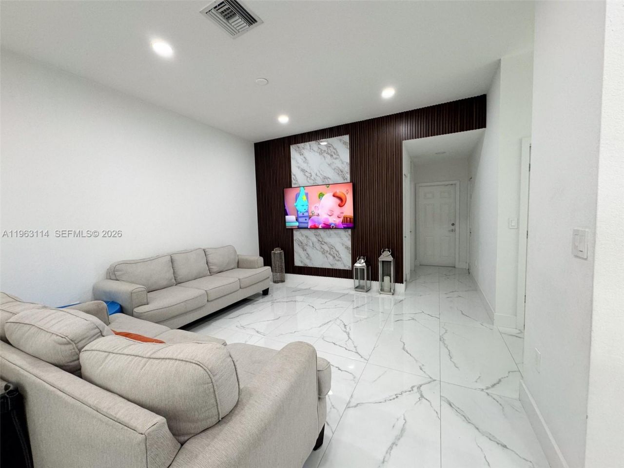 1533 SW 154th Path, Miami, FL 33194 Photo