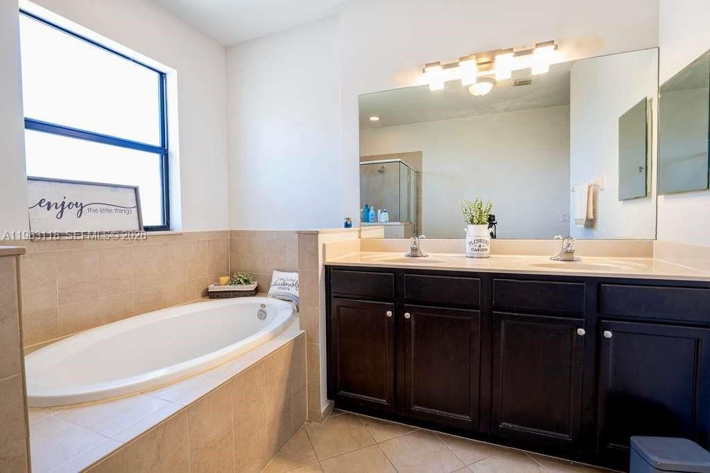 11712 SW 235th St, Homestead, FL 33032 Photo