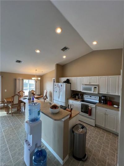 3446 NE 10th Ave , Cape Coral, FL 33909 Photo