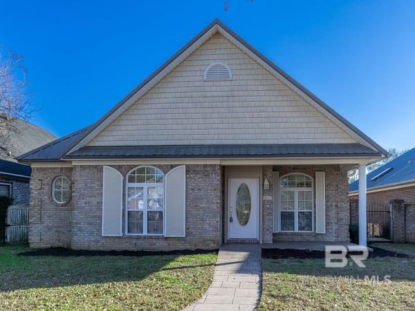 214 Hawthorne Circle, Fairhope, AL 36532