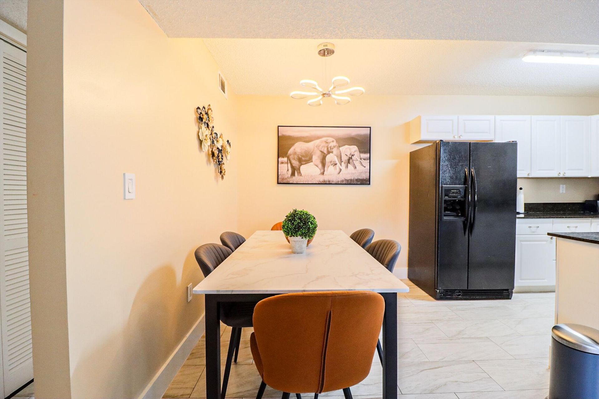 450 Palm Circle, Unit 106, Pembroke Pines, FL 33025 Photo