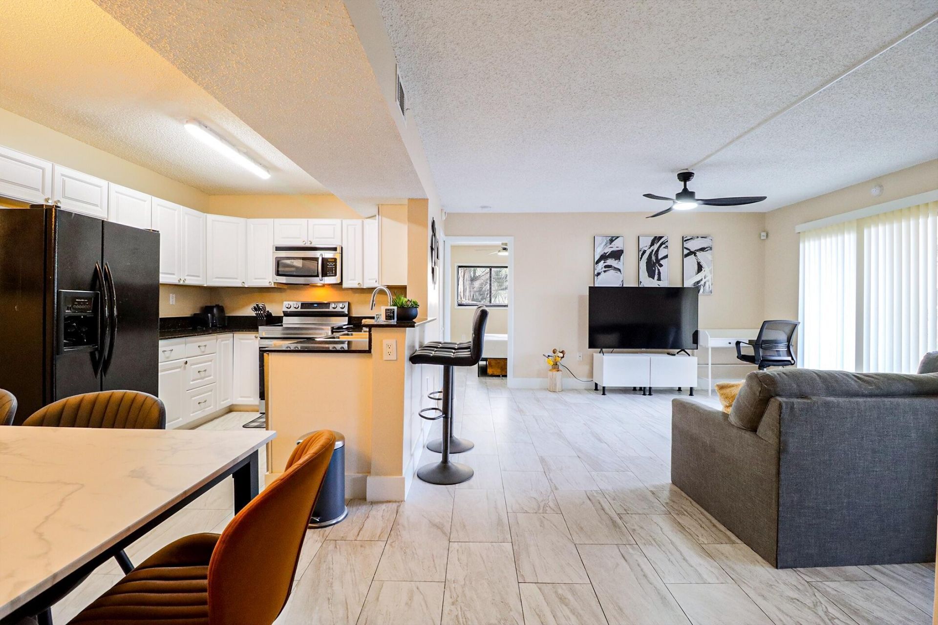 450 Palm Circle, Unit 106, Pembroke Pines, FL 33025 Photo