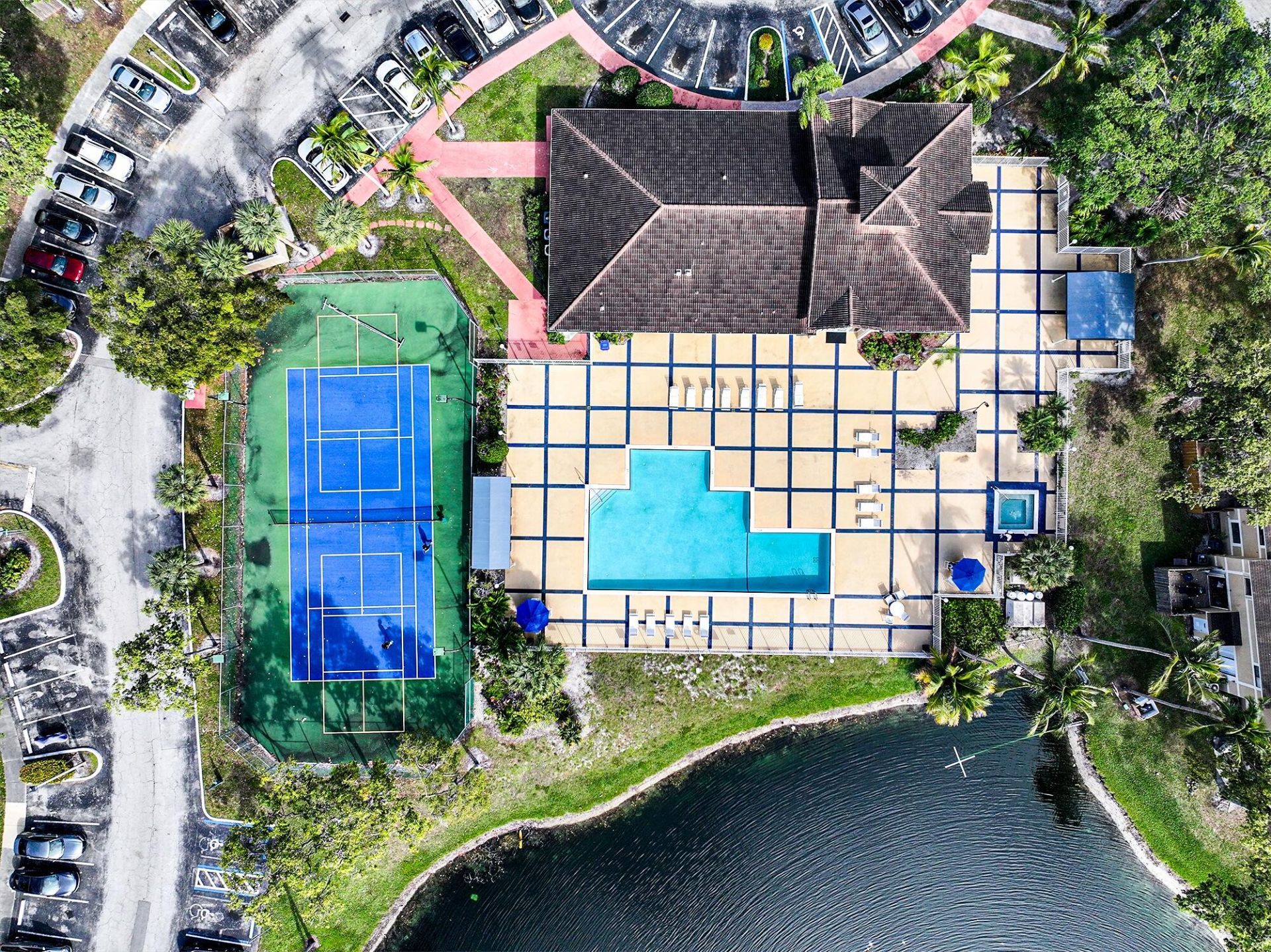 450 Palm Circle, Unit 106, Pembroke Pines, FL 33025 Photo