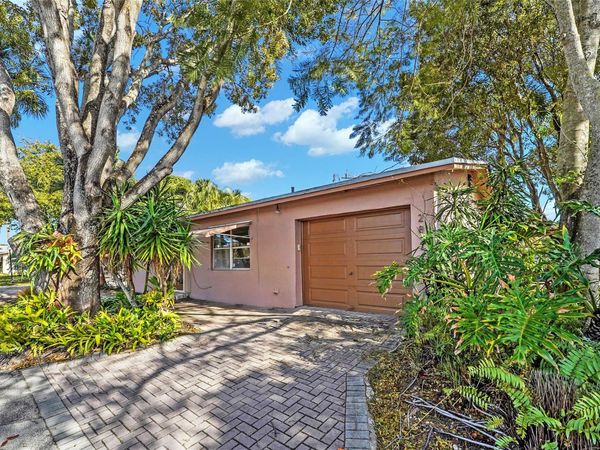 2822 SW Natura Boulevard, Deerfield Beach, FL 33441