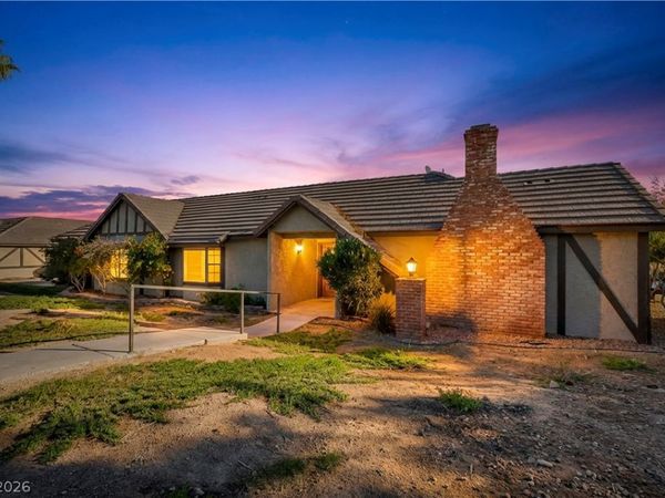 3923 Landsdown Place, Las Vegas, NV 89121