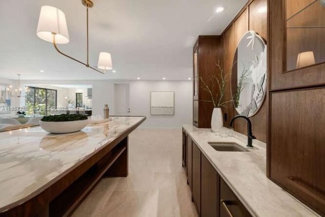 2330 Overbrook St , Coconut Grove, FL 33133 Photo