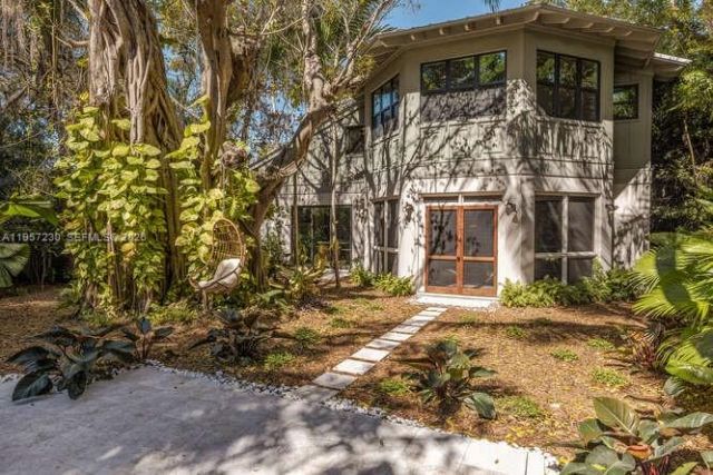 2330 Overbrook St , Coconut Grove, FL 33133 Photo