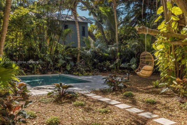 2330 Overbrook St , Coconut Grove, FL 33133 Photo