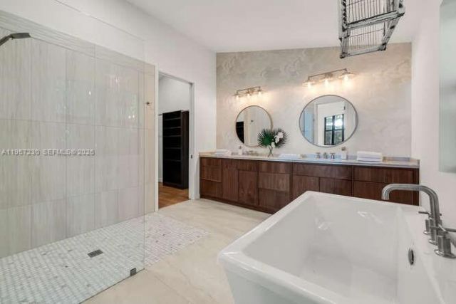 2330 Overbrook St , Coconut Grove, FL 33133 Photo