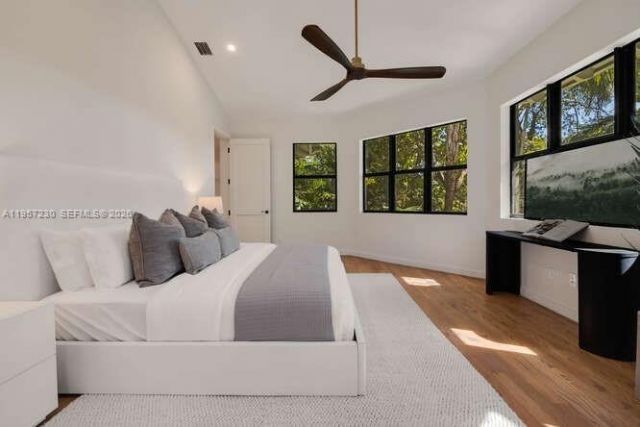 2330 Overbrook St , Coconut Grove, FL 33133 Photo