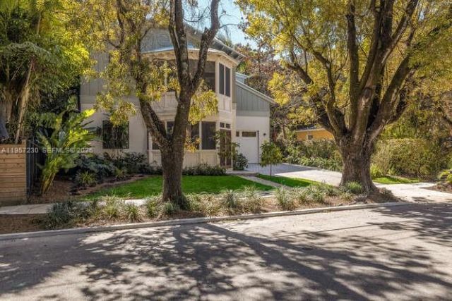 2330 Overbrook St , Coconut Grove, FL 33133 Photo