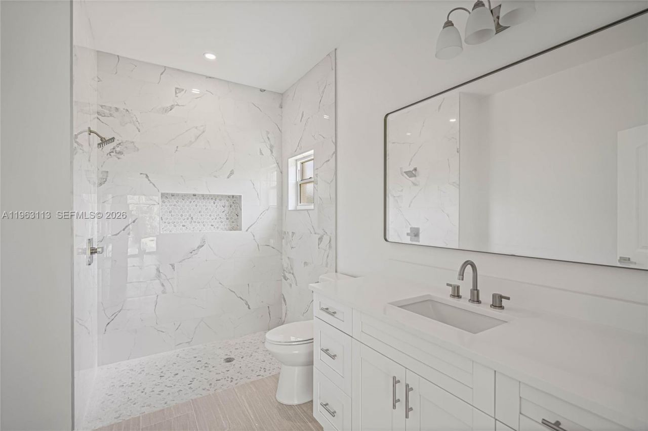 8001 Leonardo , Sebring, FL 33872 Photo