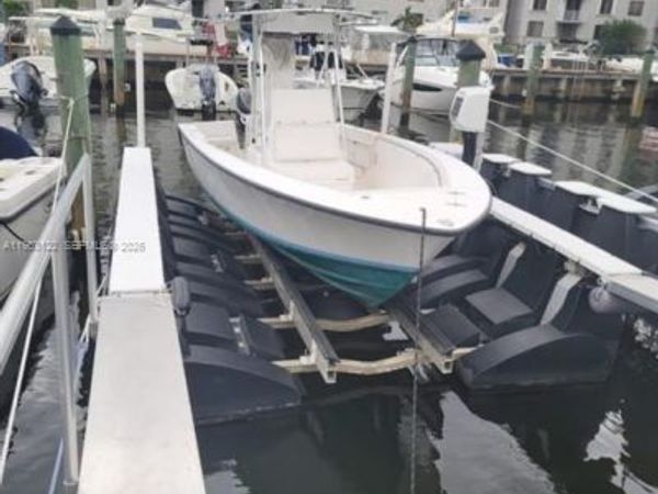 1700 NW N River Dr, Miami, FL 33125