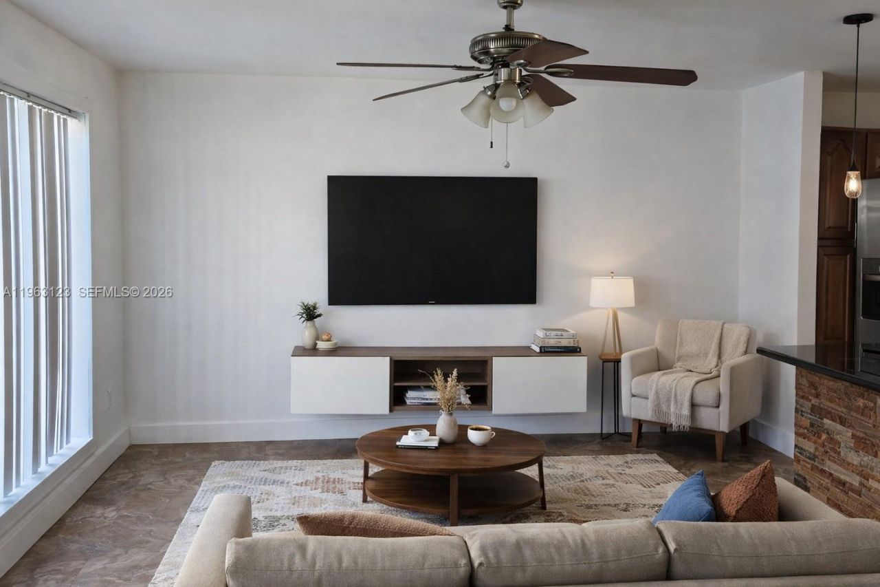 471 NE 162nd St , Unit 1a, Miami, FL 33162 Photo