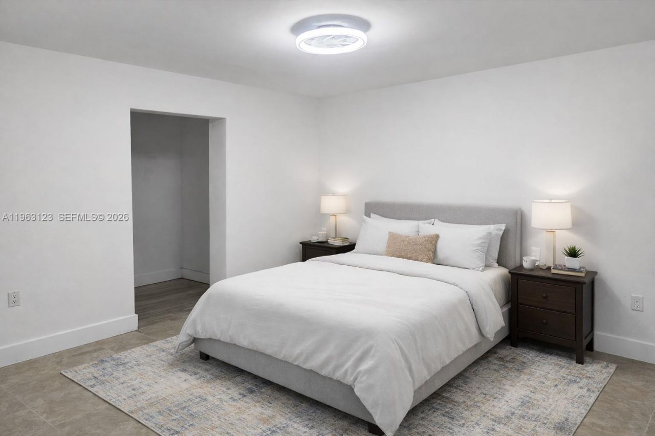 471 NE 162nd St , Unit 1a, Miami, FL 33162 Photo