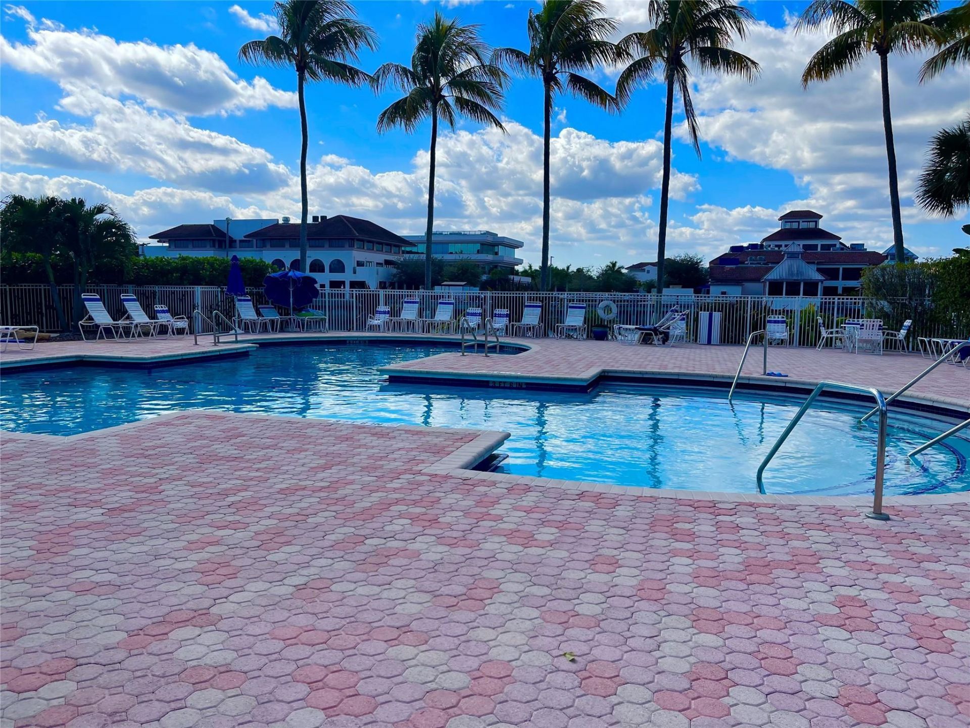 6711 Via Regina, Boca Raton, FL 33433 Photo