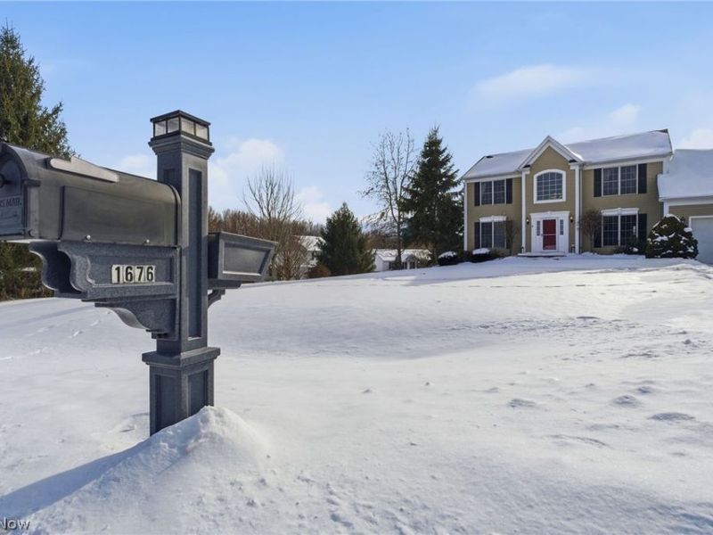 1676 Countryview Drive, Kent, OH 44240 Photo 2