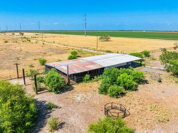 8579 County Road 1839, Sinton, TX 78387