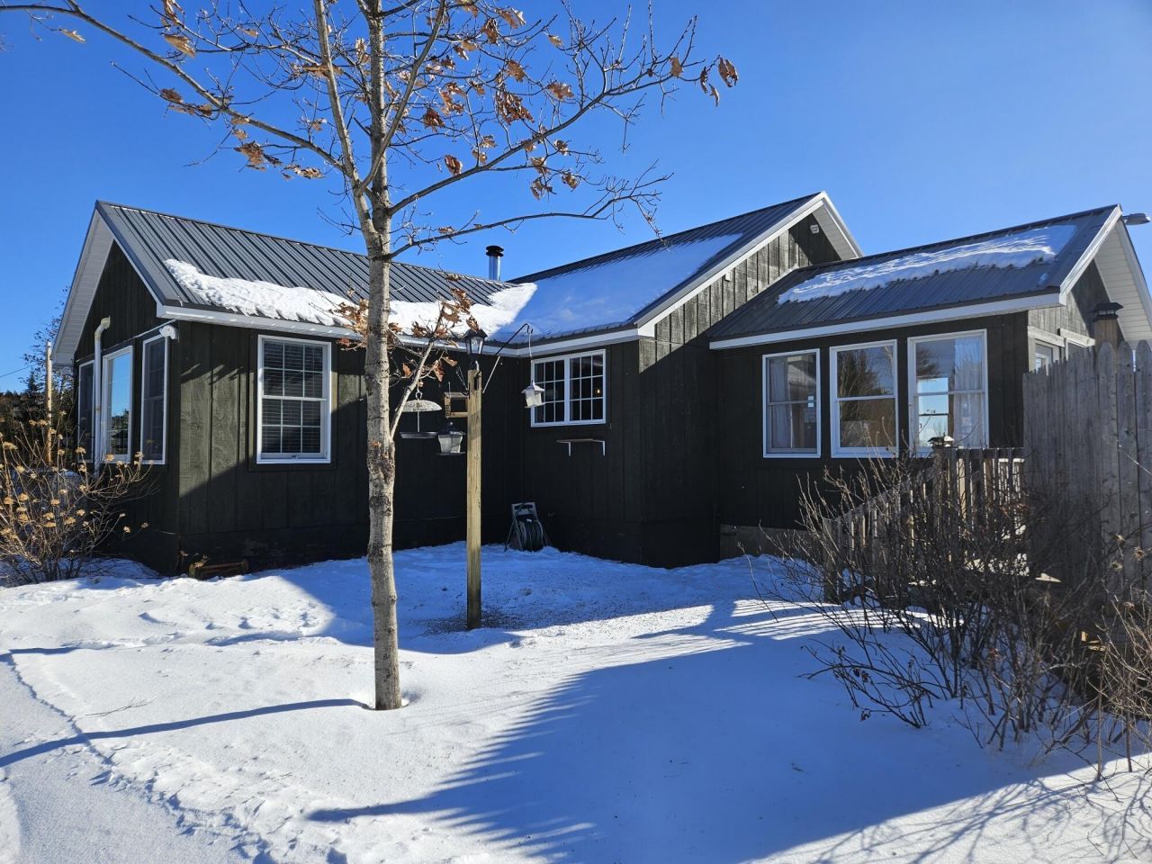 456 Temple Road, Farmington, ME 04938 Main Photo