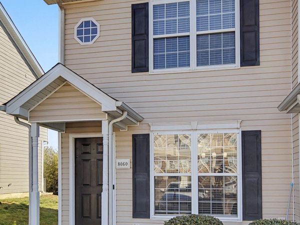 8060 Logan Dr, La Vergne, TN 37086