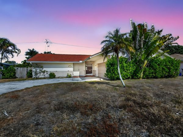 1321 Wyndcliff Drive, Wellington, FL 33414