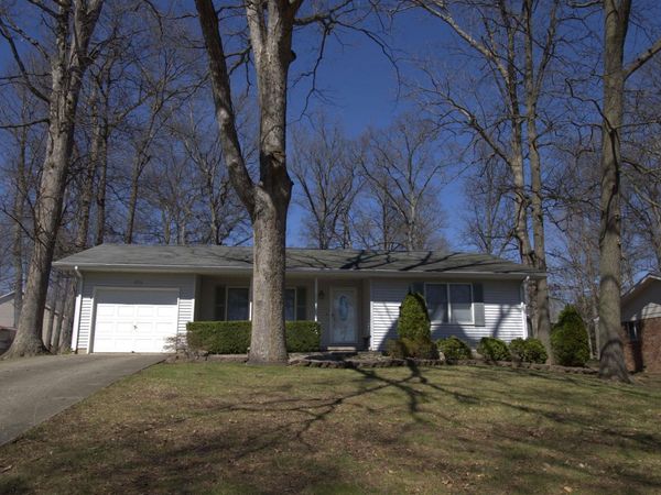 206 Oakwood Drive, Williamsport, IN 47993