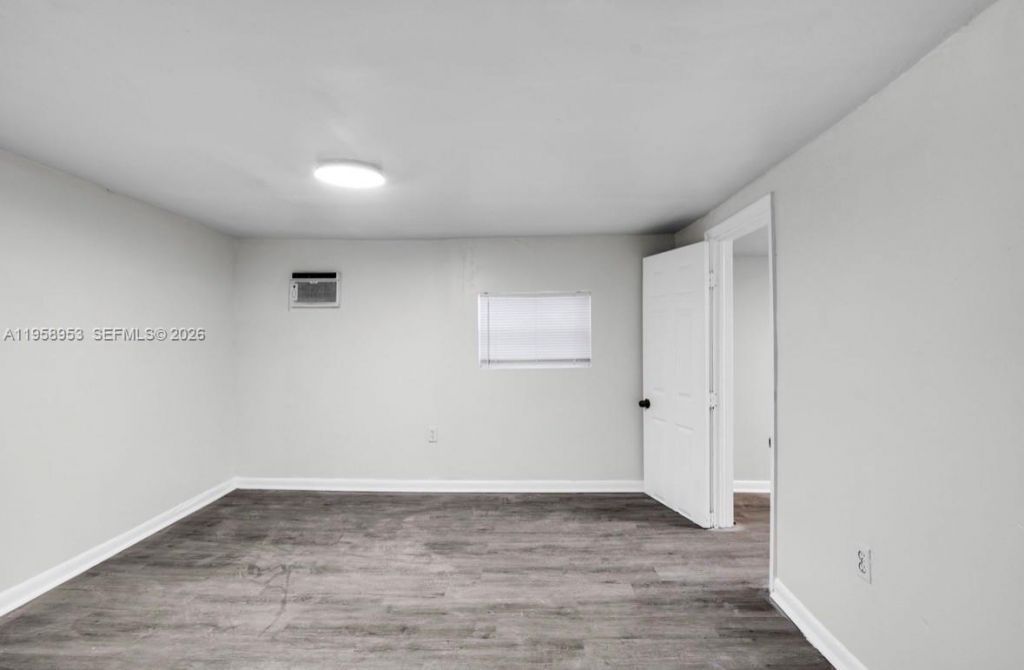 914 NW 80th St, Unit 1, Miami, FL 33150 Photo