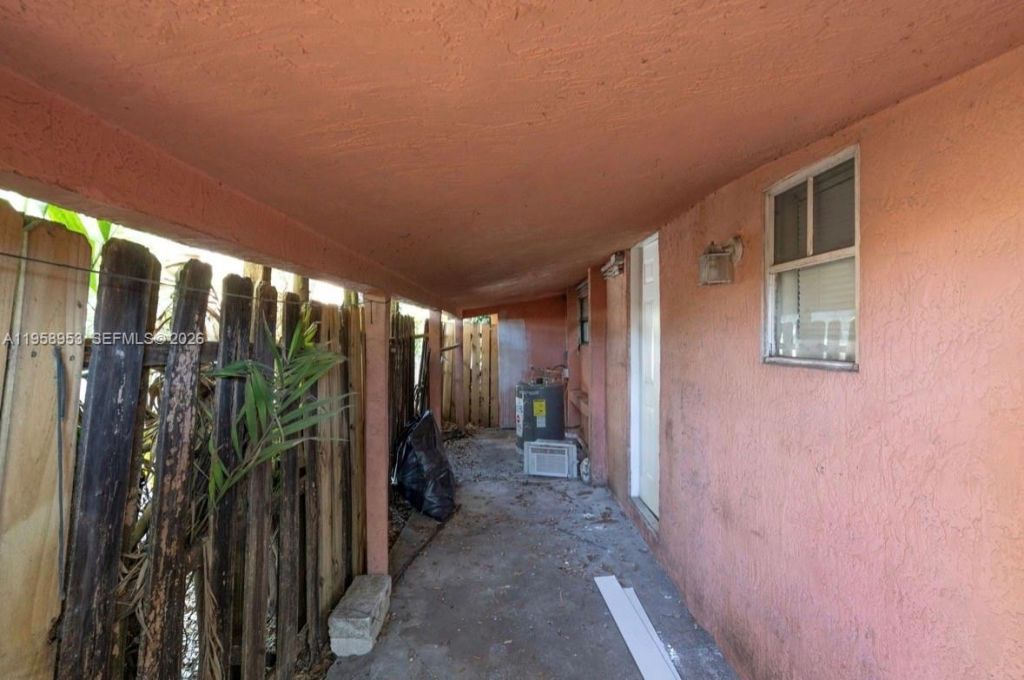 914 NW 80th St, Unit 1, Miami, FL 33150 Photo