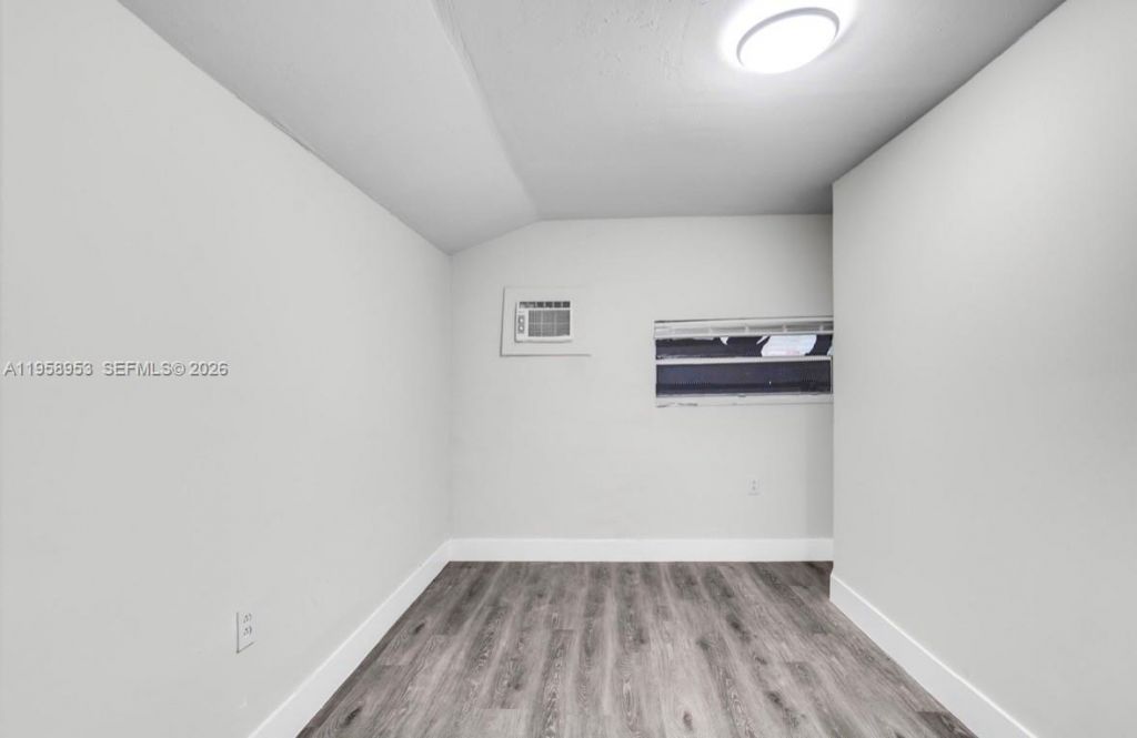 914 NW 80th St, Unit 1, Miami, FL 33150 Photo