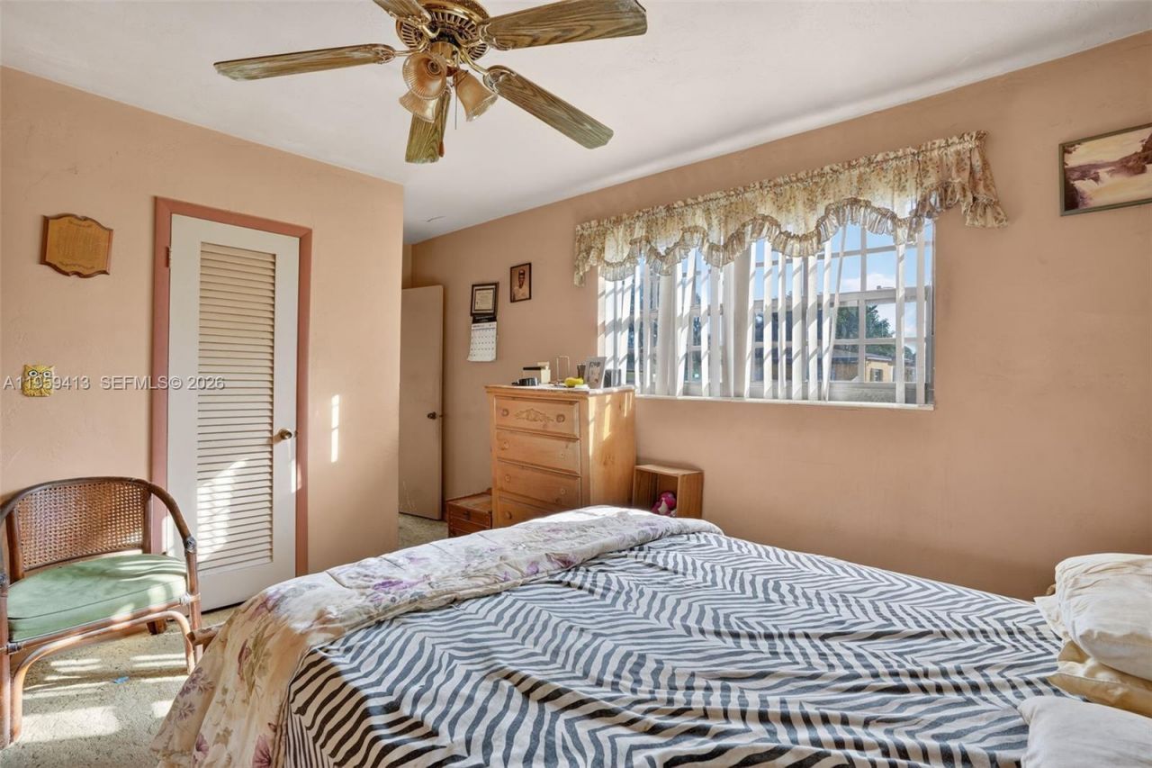 16930 NW 37th Pl, Miami Gardens, FL 33055 Photo