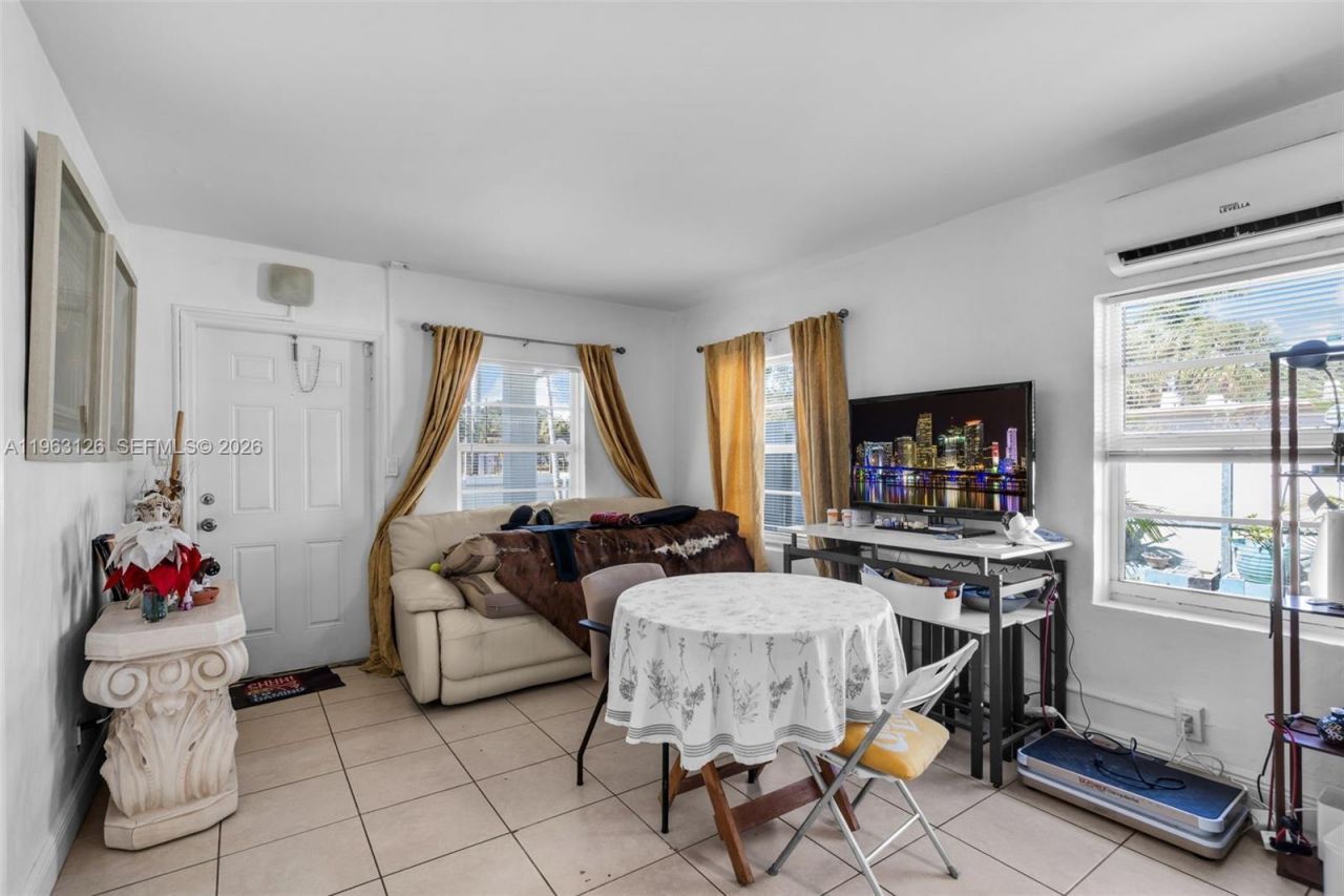 844 NW 15th Ave, Fort Lauderdale, FL 33311 Photo