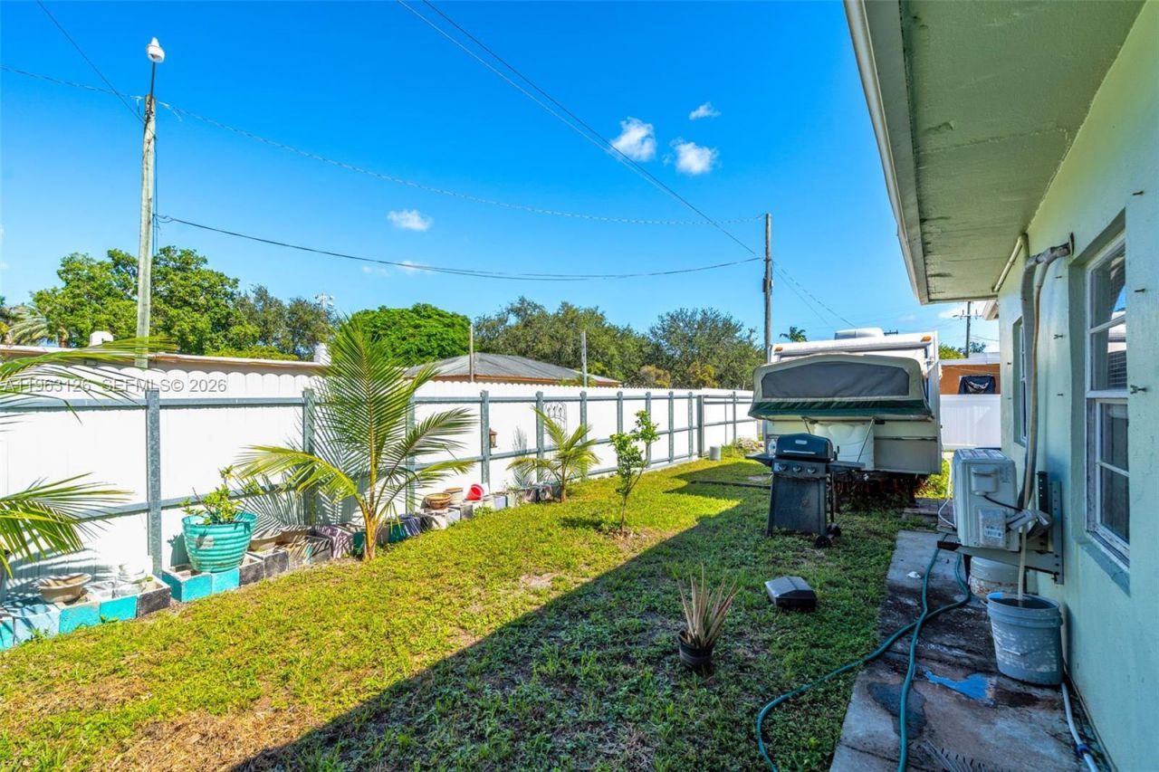 844 NW 15th Ave, Fort Lauderdale, FL 33311 Photo