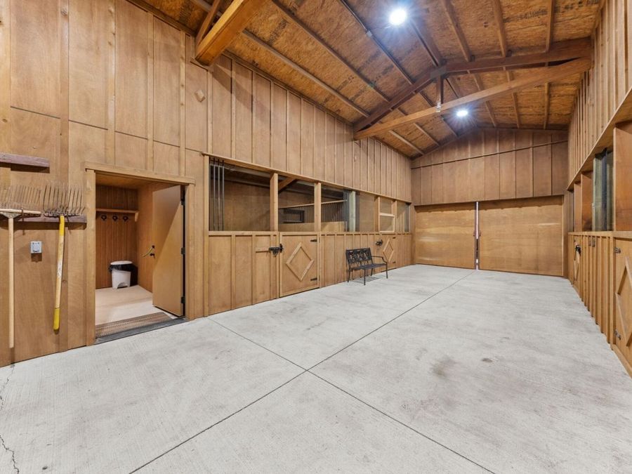 Property Image 127