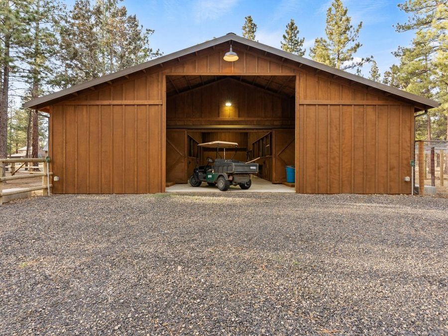 Property Image 140