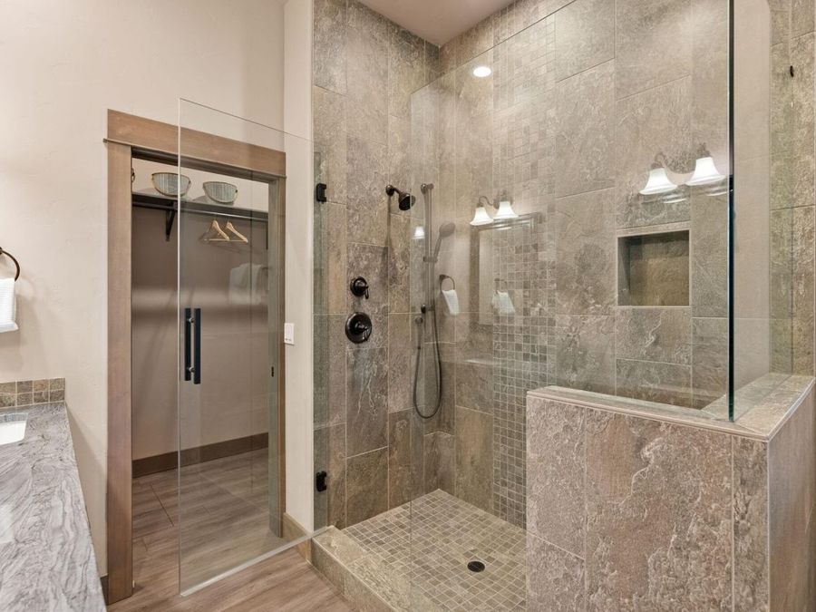 Property Image 93