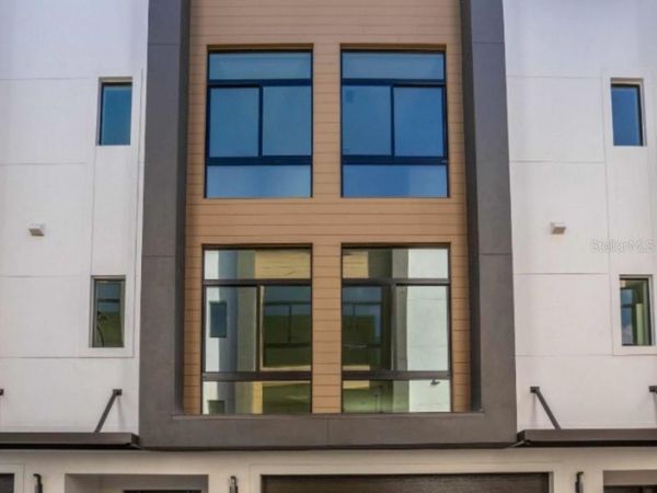 3002 W PLATT, Unit 8, TAMPA, FL 33609