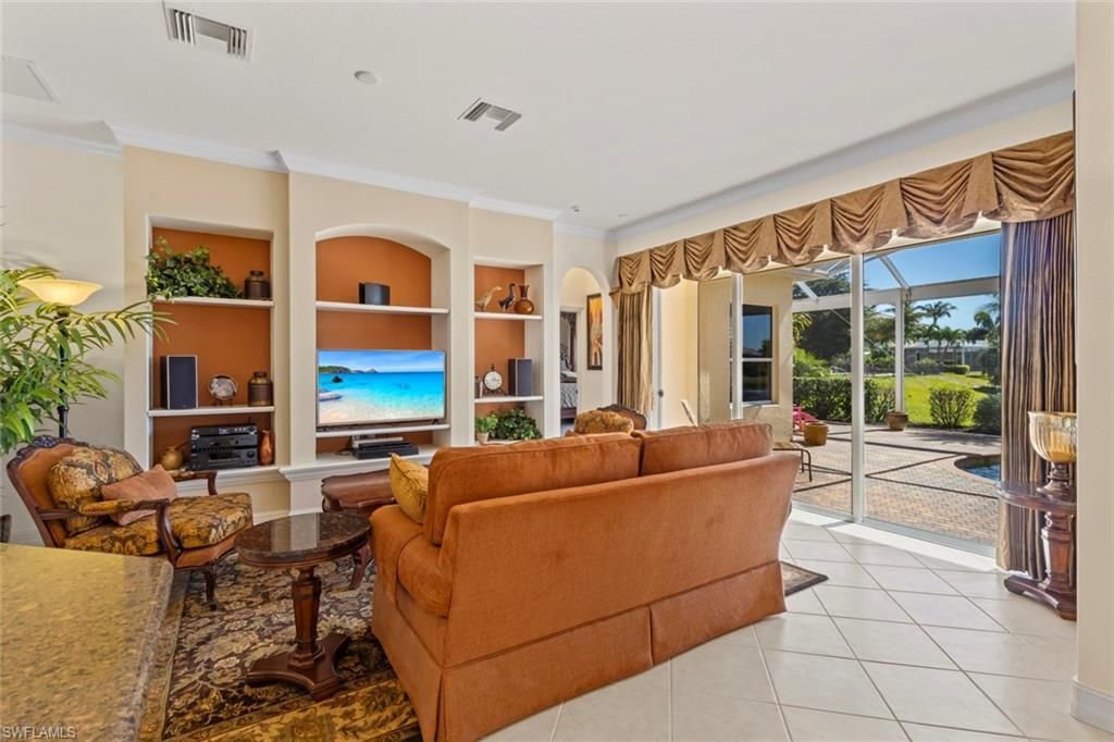 2634 Stonyhill Ct, Cape Coral, FL 33991 Photo